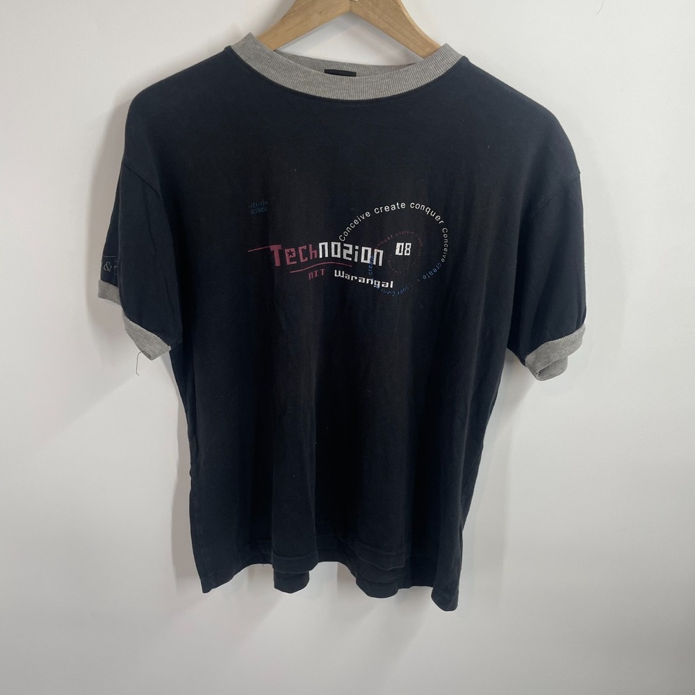 Vintage De Shaw & Co Technozion 08 NIT Warangal Spellout T-Shirt Black Size L